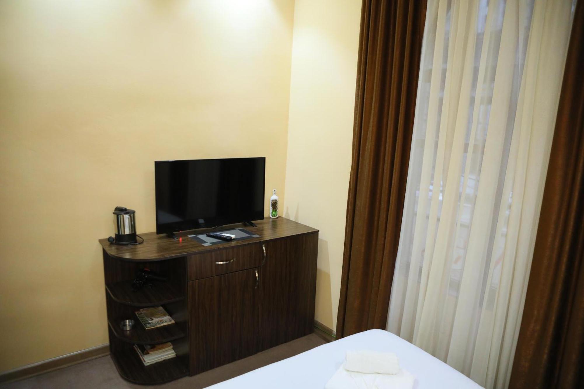 Elko Hotel Γιερεβάν Εξωτερικό φωτογραφία