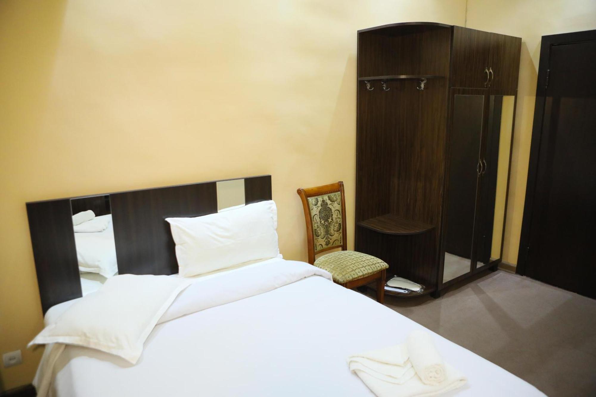 Elko Hotel Γιερεβάν Εξωτερικό φωτογραφία