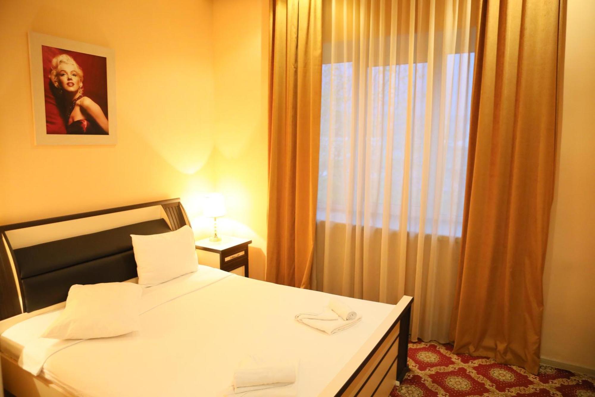 Elko Hotel Γιερεβάν Εξωτερικό φωτογραφία