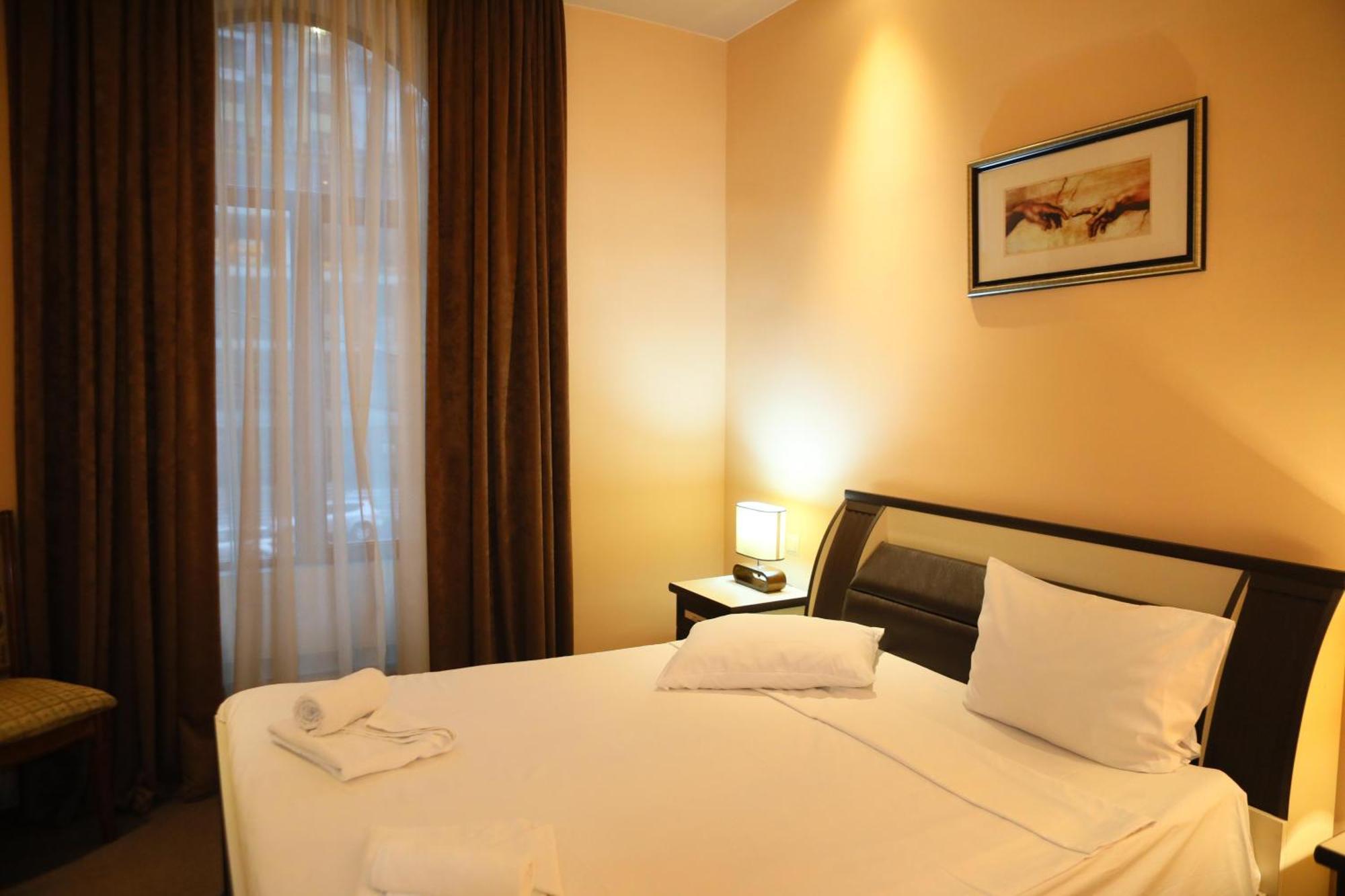 Elko Hotel Γιερεβάν Εξωτερικό φωτογραφία
