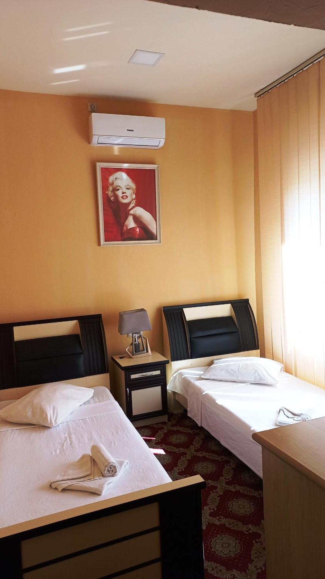 Elko Hotel Γιερεβάν Εξωτερικό φωτογραφία